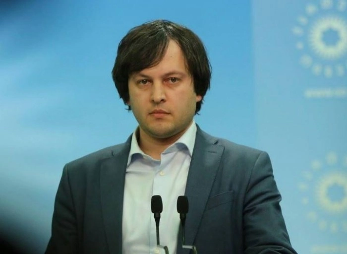 ივანიშვილი ქართულ პოლიტიკაში შემოვიდა როგორც ერთადერთი გროსმაისტერი და საყმაწვილო შამათით დაამარცხა მეხუთეთანრიგოსანი მოძალადეები - კობახიძე