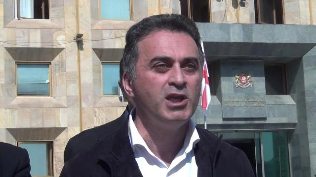  ზაზა ხატიაშილი ბიძინა ივანიშვილს პასუხობს