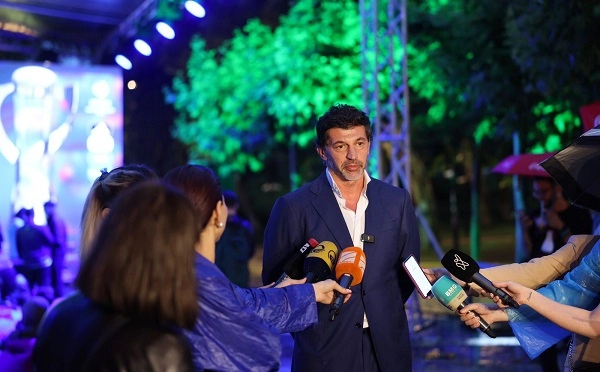 ყველა უნდა ოცნებობდეს, რომ მივიღოთ სტატუსი, თუმცა, ოპოზიცია დარბის ბრიუსელში,  რომ ამ პროცესს ხელი შეუშალოს - კახა კალაძე