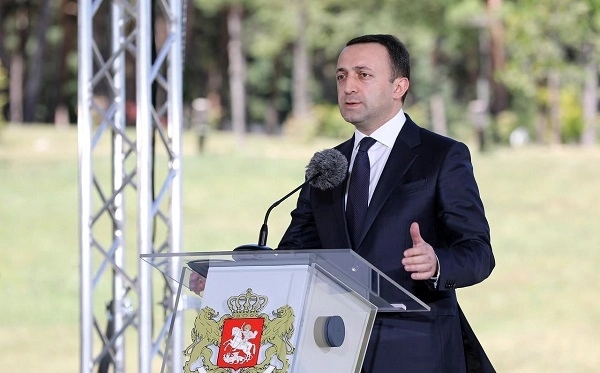 დიდი პატივია ერთგულად ემსახურო შენს ქვეყნას, იყო ქართული ჯარის ნაწილი, დიდი სიამაყის განცდაა შენი წვლილი შეიტანო მის განვითარებასა და გაძლიერებაში - ღარიბაშვილი