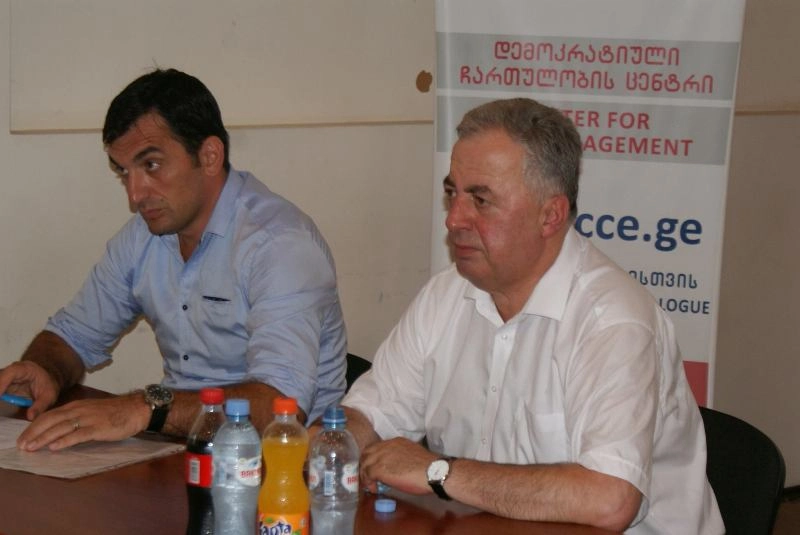 რუსთავის მაჟორიტარი დეპუტატობის კანდიდატები მეწარმეებს შეხვდნენ