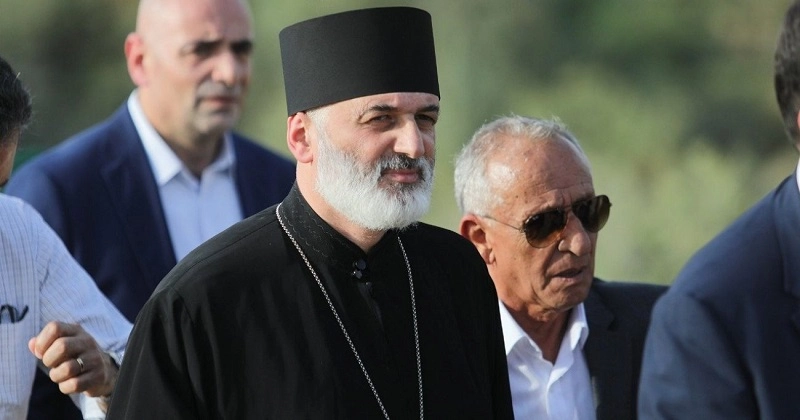 იქნებ ეს ტრაგედია იმის ბრალია, რომ თქვენ, საპატრიარქომ ქრისტეს ეკლესია აქციეთ ძალადობის მთავარ მქადაგებელ ინსტიტუტად? -  "გირჩი – მეტი თავისუფლება" ჯაღმაიძეს