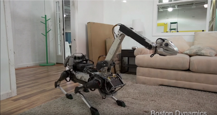 Boston Dynamics-მა „რობოტი-ჟირაფი“ წარმოადგინა (ვიდეო)