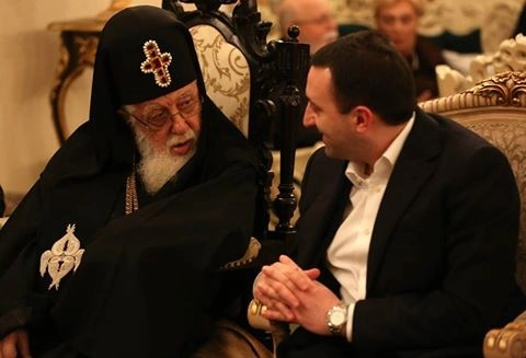 ღარიბაშვილი პრეზიდენტს და პარლამენტს სთხოვს, პატრიარქისთვის შეწყალების უფლების მისანიჭებლად მუშაობა დაიწყონ