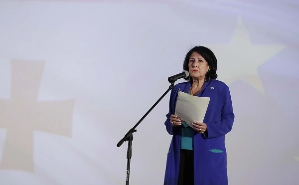 პრეზიდენტმა დღეს 11 მსჯავრდებული შეიწყალა
