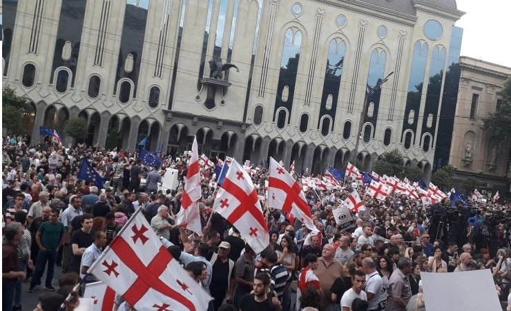 ოპოზიცია 19:00 საათზე პარლამენტთან მორიგ აქციას გამართავს 