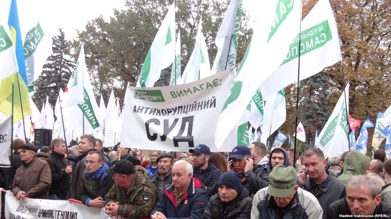 კიევში, საპროტესტო აქციაზე შეტაკება მოხდა - არიან დაშავებულები
