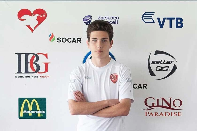 გიორგი შაქარაშვილს სიკვდილის წინა ახლო პერიოდში მკვრივი-ბლაგვი საგნით მიყენებული აქვს დაზიანებები - ექსპერტიზა