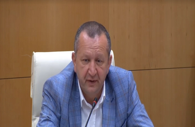 როდის დატოვებს თანამდებობას? დაისვენოს თვითონ, დაასვენოს ქვეყანა, ხალხი - ჭიჭინაძე პრემიერს მიმართავს