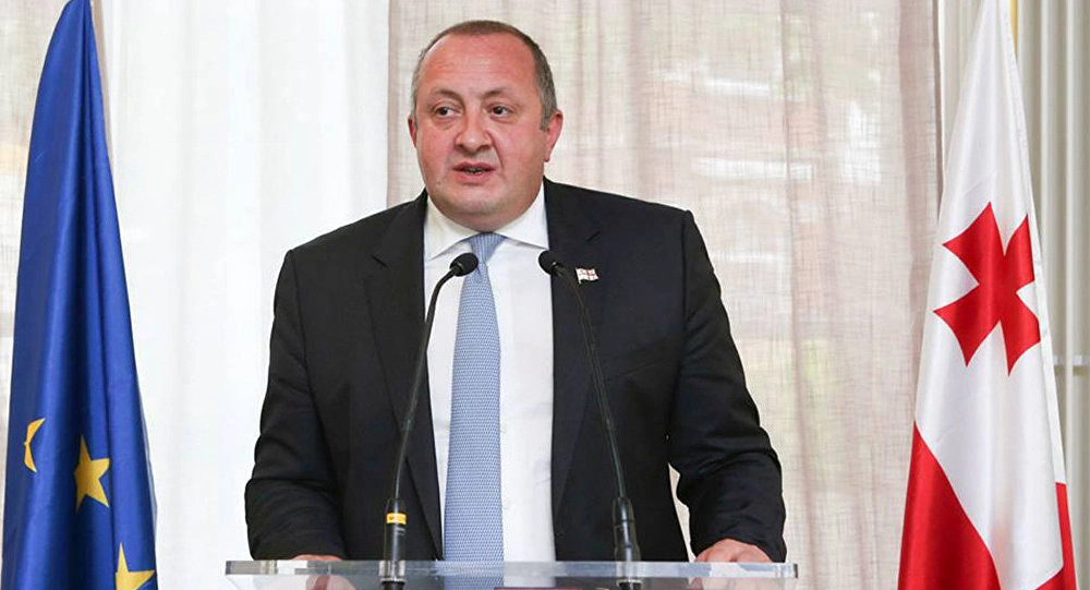 ,,ჩვენ ვისწავლეთ რწმენა ფანატიზმის გარეშე, შებრალება შეცოდების გარეშე'' - პრეზიდენტი პატრიარქს