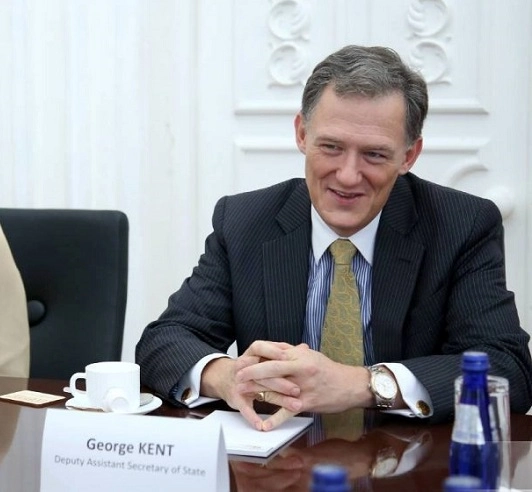 არჩევნები უნდა ჩატარდეს დაშინებისა და ადმინისტრაციული რესურსების გამოყენების გარეშე - ჯორჯ კენტი