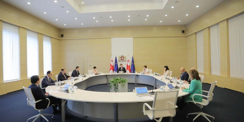 მთავრობის სხდომაზე ჟურნალისტებს არ დაუშვებენ