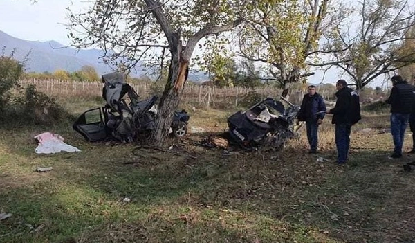ავტოსაგზაო შემთხვევას ყვარელში სამი ადამიანი ემსხვერპლა