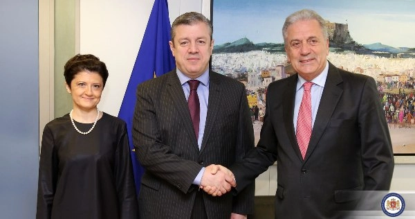  თეა წულუკიანი და გიორგი კვირიკაშვილი დიმიტრიუს ავრამოპულოსს შეხვდნენ