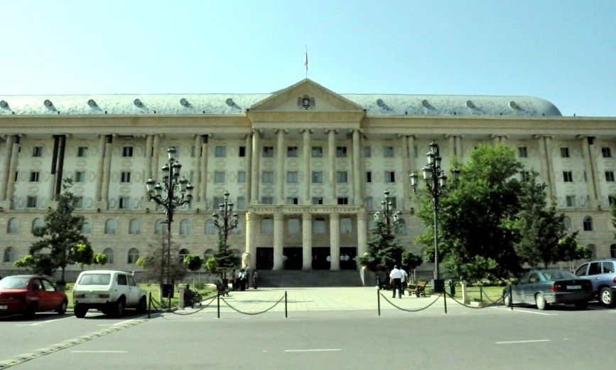 „ქართული მარშის“ წევრებისთვის აღკვეთის ღონისძიების შეცვლაზე თბილისის საქალაქო სასამართლო განცხადებას ავრცელებს