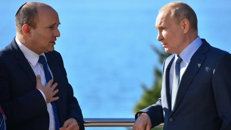 ომის დასაწყისში პუტინი დამპირდა, რომ ზელენსკის არ მოკლავდა - ისრაელის ყოფილი პრემიერი