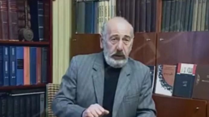 მწერალი ბაჩანა ბრეგვაძე მთაწმინდაზე დაკრძალეს