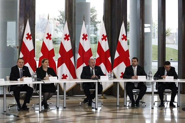  გიორგი მარგველაშვილი ქვეყანაში აკრედიტებულ დიპლომატიურ კორპუსს შეხვდა 