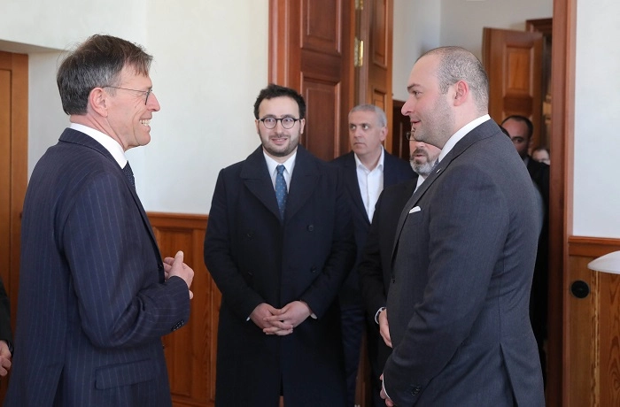  მამუკა ბახტაძე დრეზდენში საქსონიის მიწის პარლამენტის თავმჯდომარეს შეხვდა
