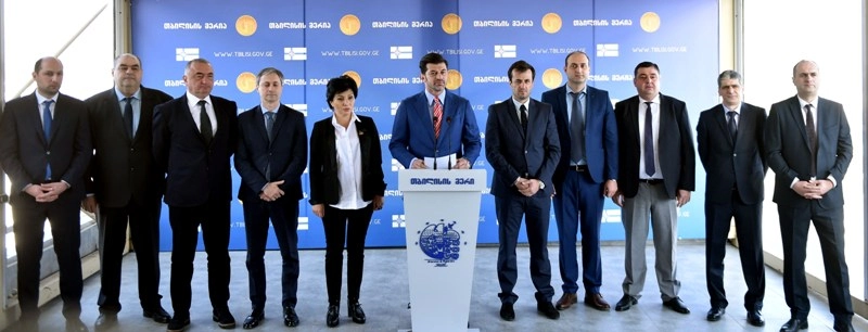 თბილისის მერმა კახა კალაძემ რაიონების გამგებლები წარადგინა
