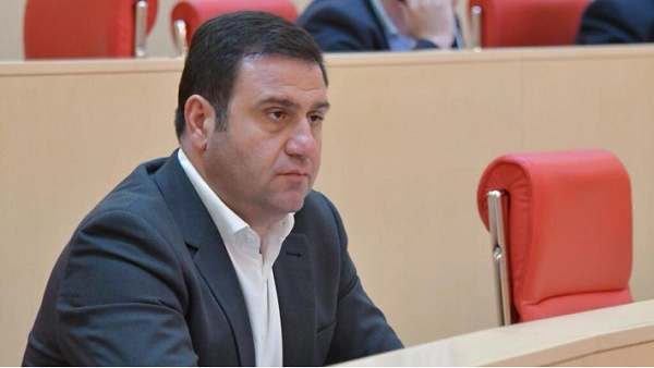 უნდა ვიმსჯელოთ, საპარლამენტო არჩევნების შესაძლო გადადების საკითხზე - ლევან კობერიძე