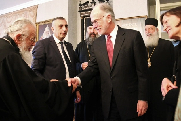  აშშ-ის ელჩის მოვალეობის შემსრულებელი პატრიარქს შეხვდა