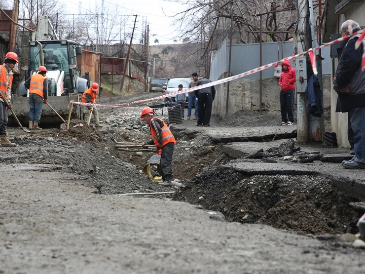  ჩუღურეთში სანიაღვრე ქსელის რეაბილიტაცია მიმდინარეობს