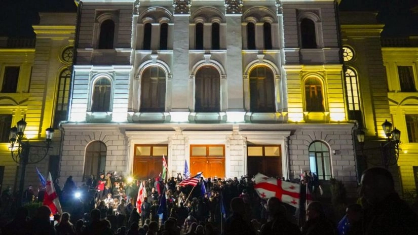 "ხვალ მთავარი გამოცდა გველის დილის 9 საათზე პარლამენტის უკან" - თსუ-ის სტუდენტების განცხადება
