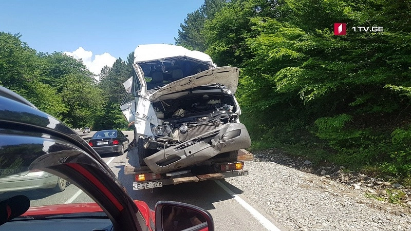 ავტოავარიისას 21 დაშავებული, მათ შორის 12 ბავშვი, თელავის რეფერალურ ჰოსპიტალშია მოთავსებული