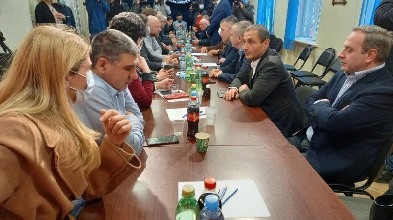 ოპოზიცია 19 აპრილს რიყეზე შეიკრიბება და მოსახლეობას 15 მაისს დაგეგმილი აქციის სტრატეგიას წარუდგენს