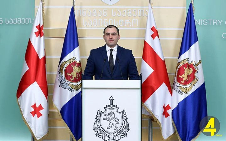 არასრულწლოვნების პორნოგრაფიის დამზადება-გასაღებისა და ტრეფიკინგისთვის 11 პირი დააკავეს, მათ შორის არასრულწლოვანთა მშობლები 