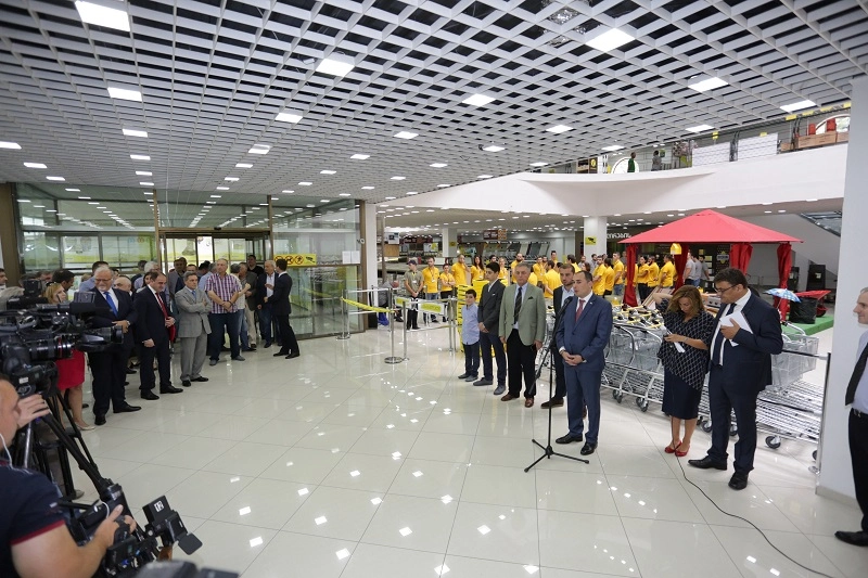 თბილისში ფრანგული ბრენდის ჰიპერმარკეტი გაიხსნა