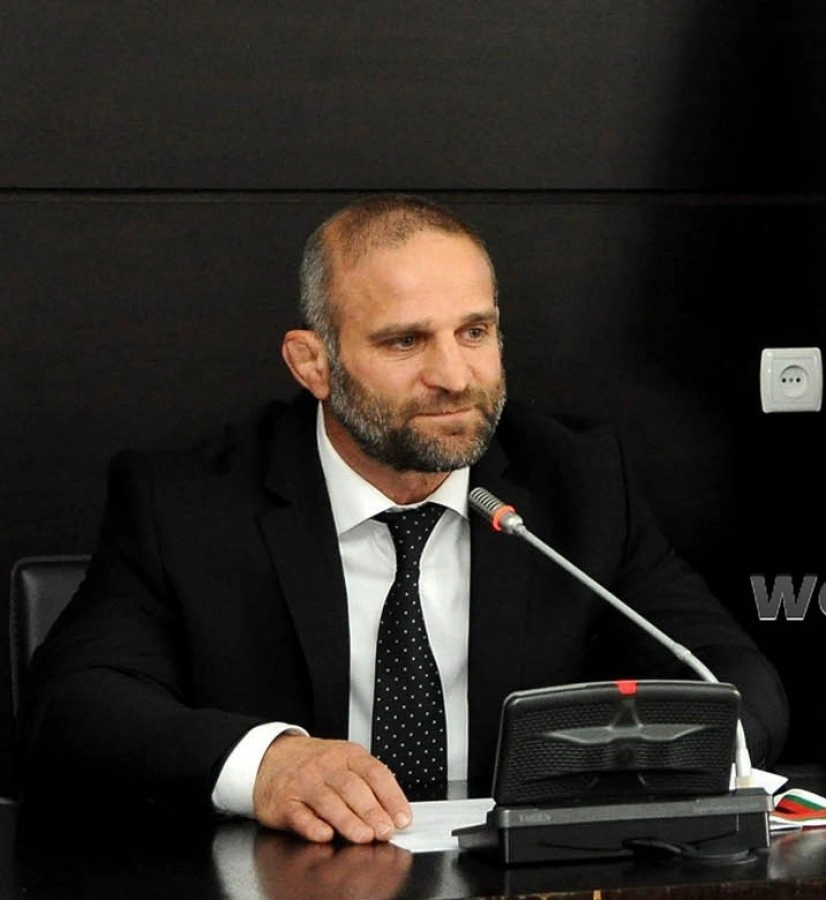 „როცა განცხადებებს ვაკეთებთ, ფრთხილები ვიყოთ“ - ლუკა კურტანიძე რუსთავი 2-ის შესახებ