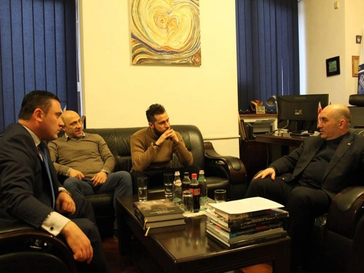 რატომ შეხვდა დიასპორის საკითხების მინისტრი ირაკლი ფირცხალავას?