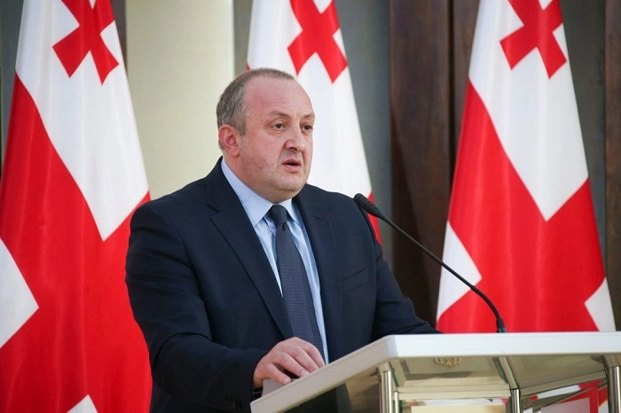 მათ ხელში, ვინც ახორციელებდა პოლიტიკური ნიშნით დევნას, ვერ განხორციელდება ეფექტური მართლმსაჯულება - პრეზიდენტი