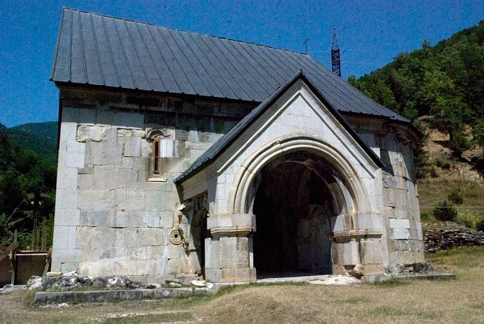 ხულოში ეკლესია გაძარცვეს
