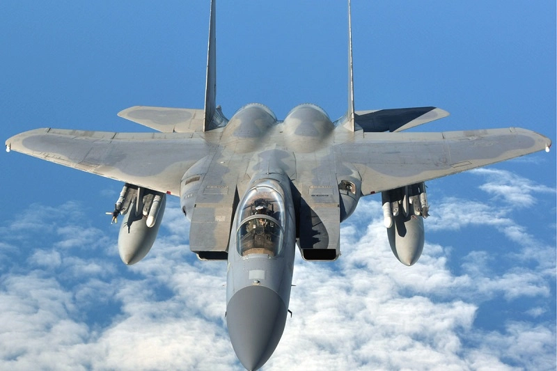 აშშ-მა პოლონეთში F-15 ტიპის მოიერიშეები გაგზავნა
