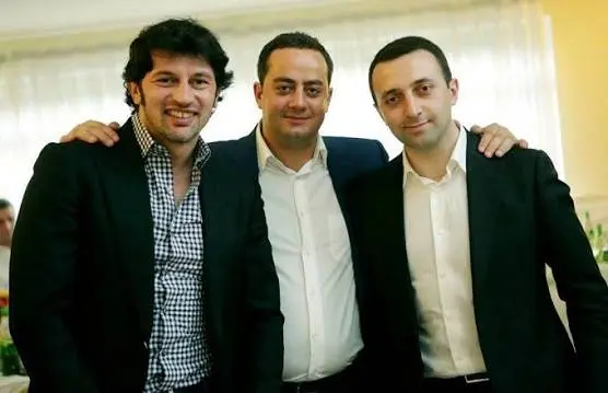 სხვის კაცობაზე ლაპარაკი ადვილია, კაცურად მოქცევაა ძნელი… -  ალექსანდრე თამაზაშვილი კახა კალაძეს პასუხობს