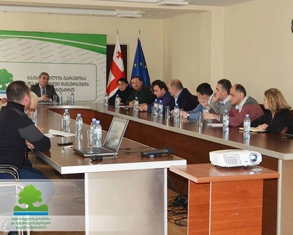 გიგლა აგულაშვილი სამეგრელოს რეგიონის სამონადირეო საზოგადოების წარმომადგენლებს შეხვდა