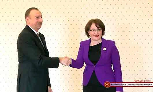 საქართველოს თავდაცვის მინისტრი ილჰამ ელიევს შეხვდა