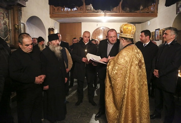  საქართველოს პრეზიდენტმა მოსახლეობას გიორგობის დღესასწაული შავნაბადას მონასტრიდან მიულოცა