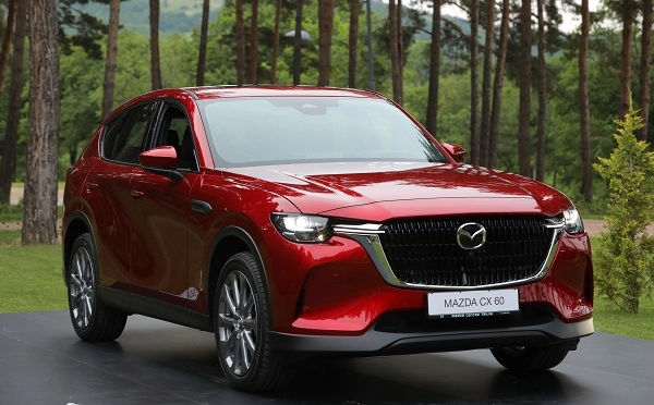 იაპონური ბრენდის ახალი განაცხადი - Mazda CX60 საქართველოშია