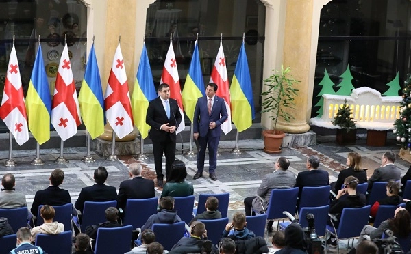 საქართველოს პარლამენტმა უკრაინელ ბავშვებს უმასპინძლა