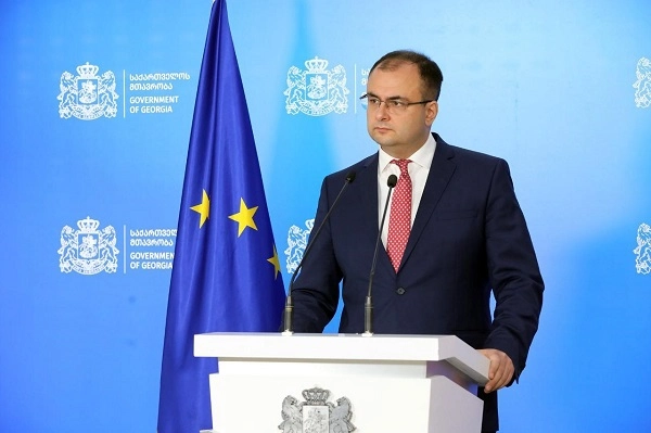 რუსთავის დაწესებულებაში გადაყვანის შემდეგ, თუ სააკაშვილმა შიმშილობა დაიწყო, გადავიყანთ გლდანის მე-18 დაწესებულებაში და არა გორის ჰოსპიტალში - რატი ბრეგაძე