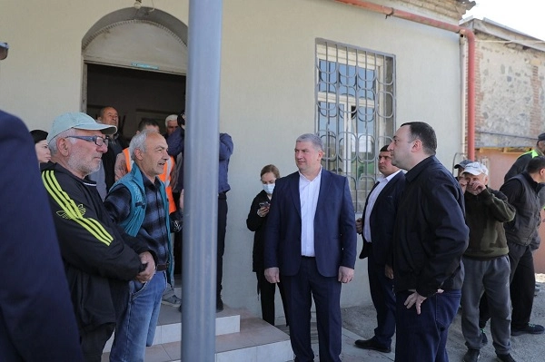 სოფელ მატანის ცენტრში მდებარე კულტურის სახლის რეაბილიტაცია დასასრულს უახლოვდება