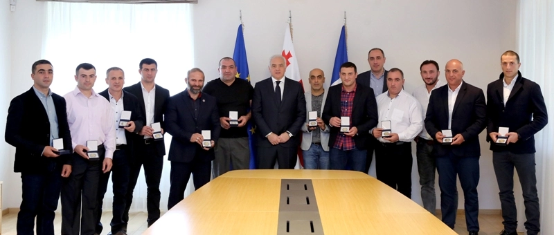 გიორგი მღებრიშვილი მსოფლიო პოლიციელთა ოლიმპიადაში გამარჯვებულ შსს-ს თანამშრომლებს შეხვდა