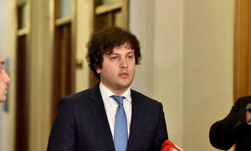 პრეზიდენტს საზოგადოება შეცდომაში შეყავს, როდესაც ამბობს, რომ აჭარის მთავრობის პოსტზე კანდიდატი მან შეარჩია - კობახიძე
