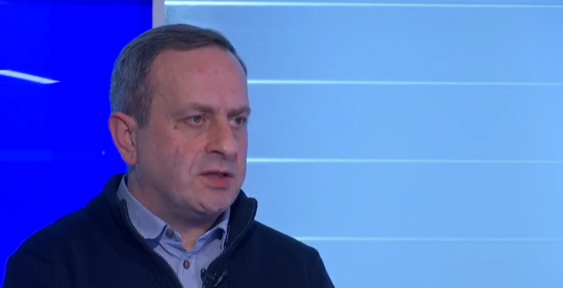 მოლაპარაკებები ჩაშალა კობახიძემ, რომელმაც გუშინ გააჟღერა ივანიშვილის აზრები, რომ ქვეყანაში აპირებს დიქტატურის დამყარებას - გუგავა