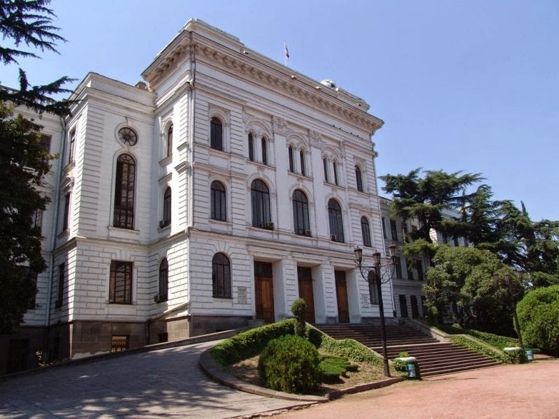თბილისის სახელმწიფო უნივერსიტეტის რექტორს დღეს აირჩევენ