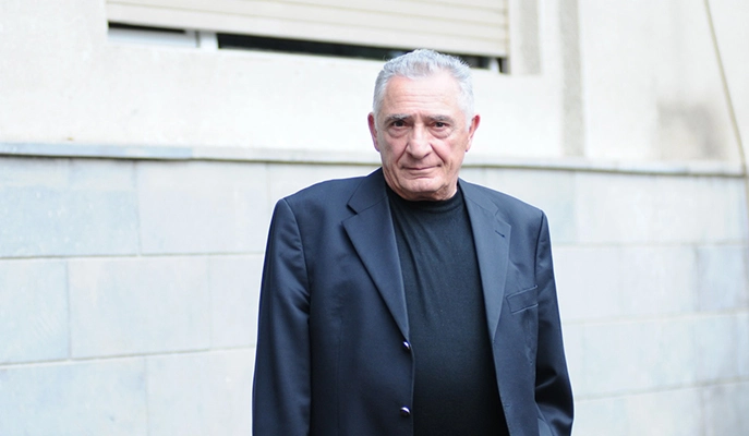 "სტალინის სურათი ყველა კაბინეტში უნდა დაიკიდოს" - გოგი თოფაძე
